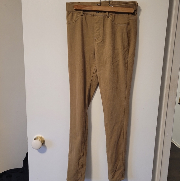 Uniqlo tan heattech pants - Picture 1 of 3